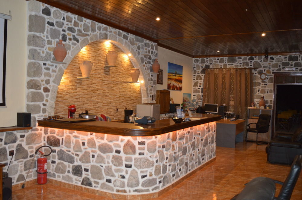Romantzo Mandrákion المظهر الخارجي الصورة