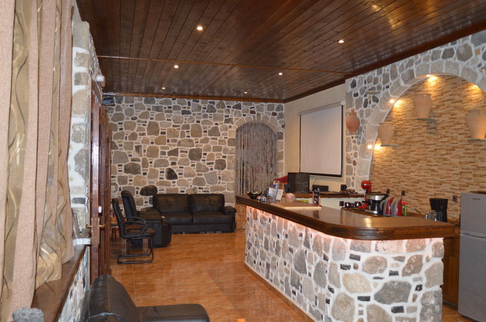 Romantzo Mandrákion المظهر الخارجي الصورة